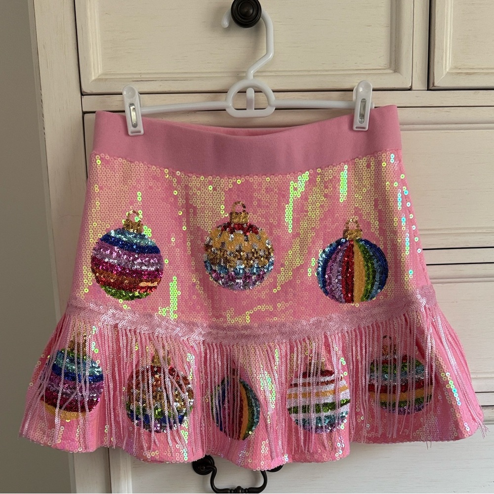 QUEEN OF SPARKLES Pink Sequin Ornament Fringe Mini Skirt